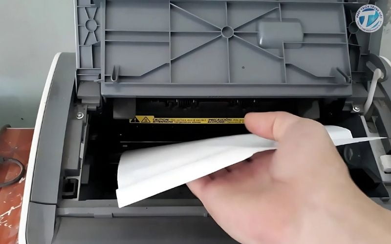 Máy in Canon 2900 bị kẹt giấy liên tục